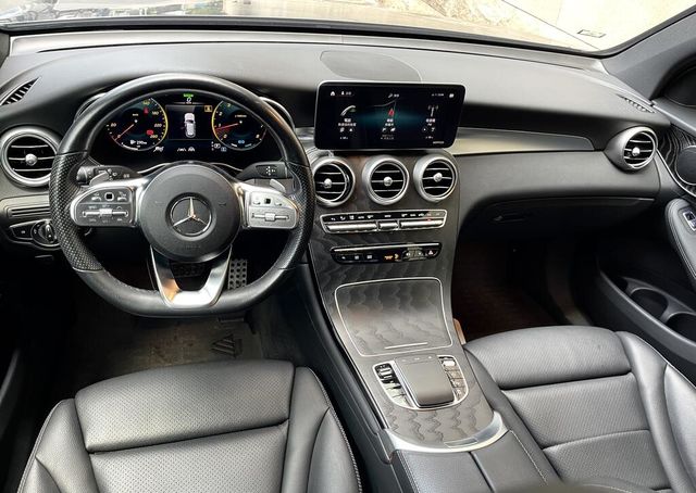 M-BENZ賓士 GLC300  第4張相片