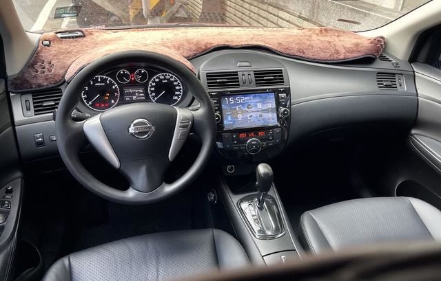 NISSAN日產 TIIDA  第3張相片
