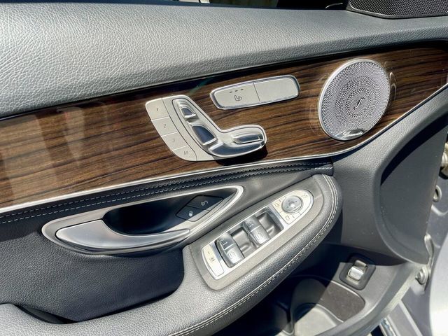 M-BENZ賓士 C300  第7張相片