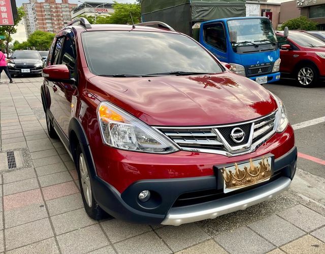 NISSAN日產 LIVINA  第2張相片