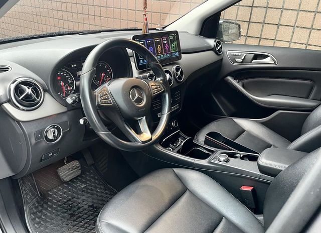 M-BENZ賓士 B200  第4張相片