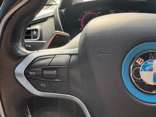 BMW寶馬 I8  第11張相片