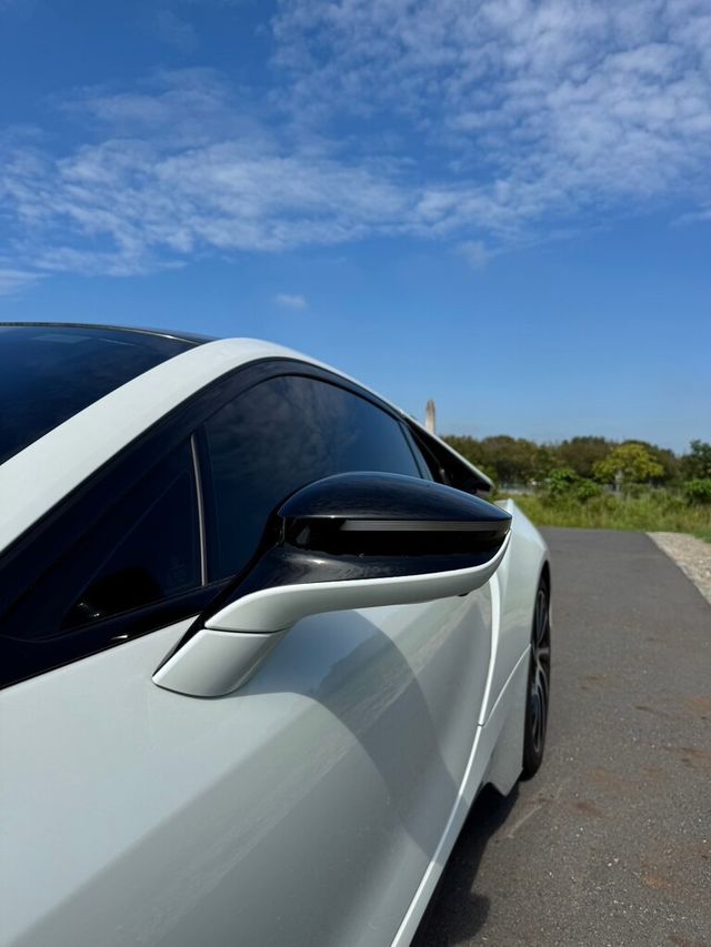 BMW寶馬 I8  第20張相片