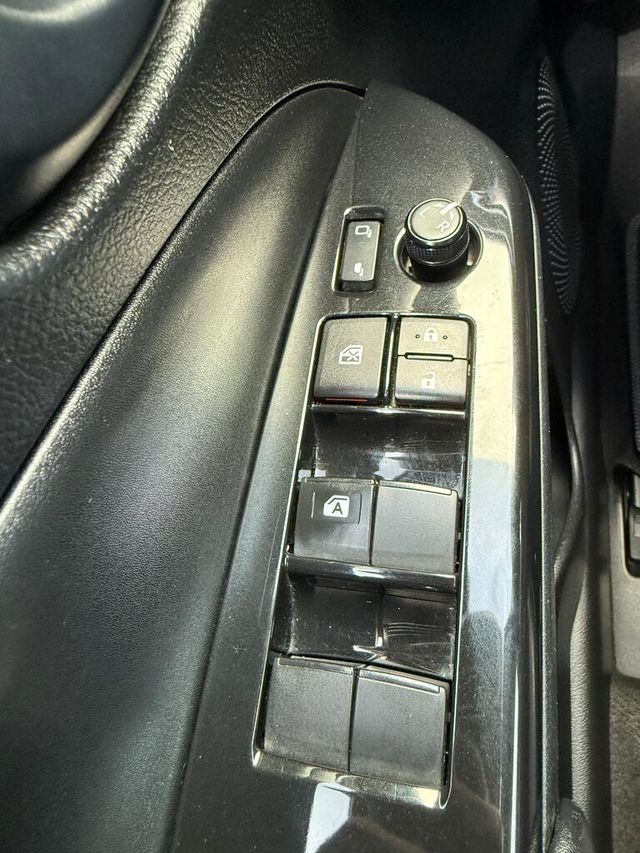 TOYOTA豐田 YARIS  第14張相片