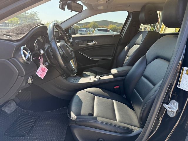 M-BENZ賓士 GLA250  第8張相片
