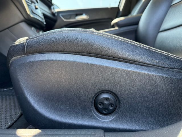 M-BENZ賓士 GLA250  第9張相片