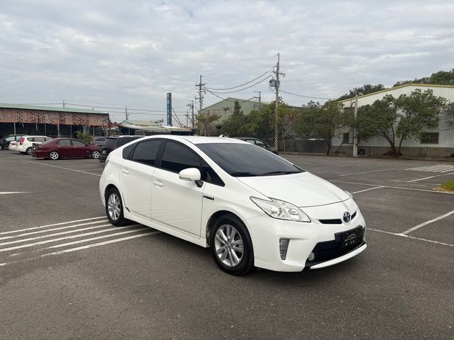 TOYOTA豐田 PRIUS  第2張相片