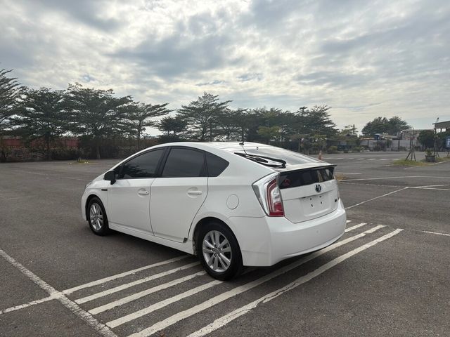 TOYOTA豐田 PRIUS  第3張相片