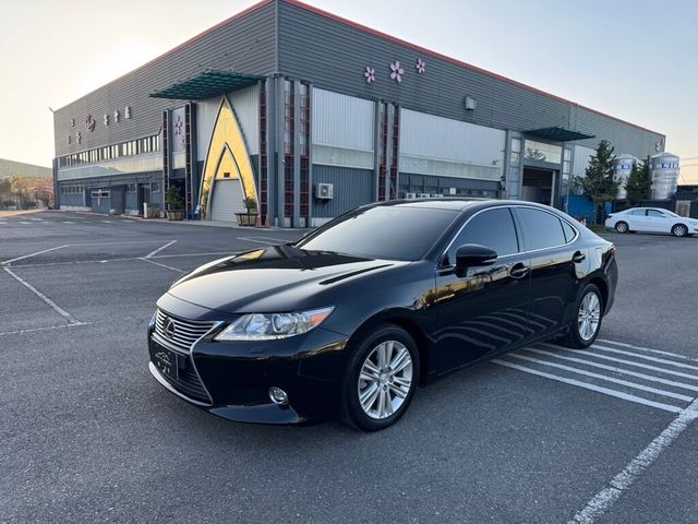 LEXUS凌志 ES250  第1張相片