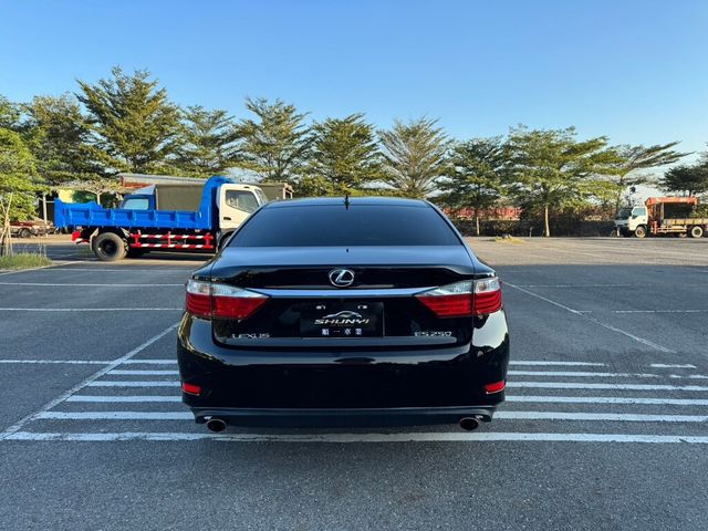 LEXUS凌志 ES250  第4張相片