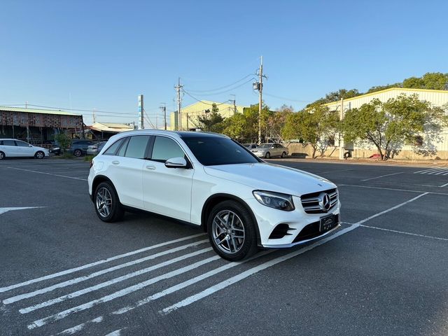 M-BENZ賓士 GLC250  第2張相片