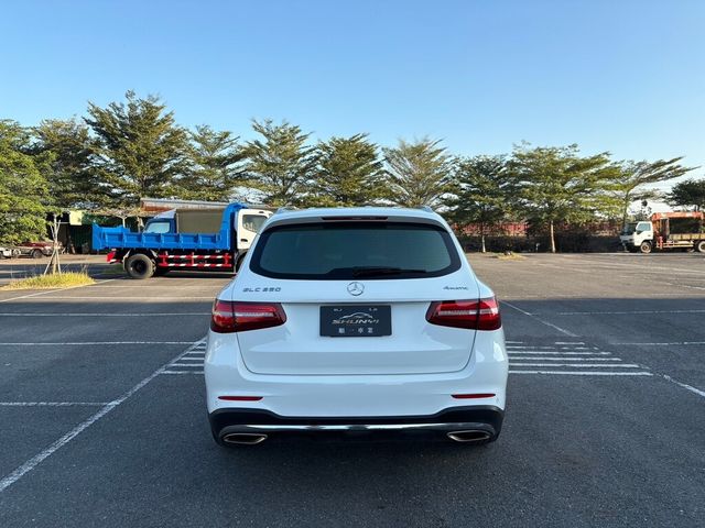 M-BENZ賓士 GLC250  第4張相片