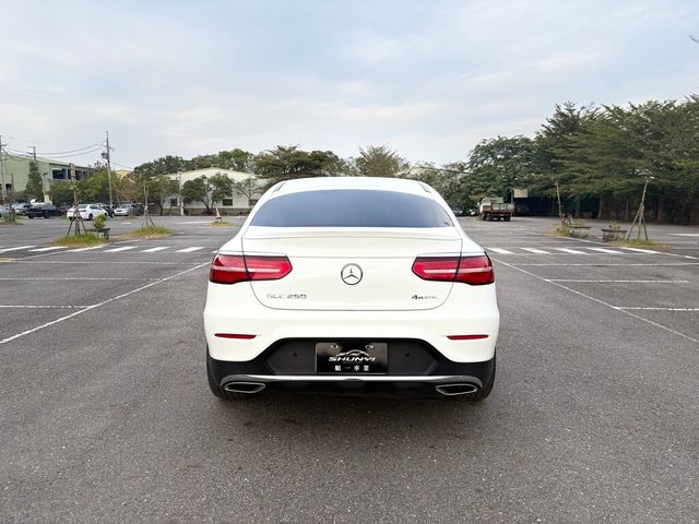 M-BENZ賓士 GLC250  第4張相片