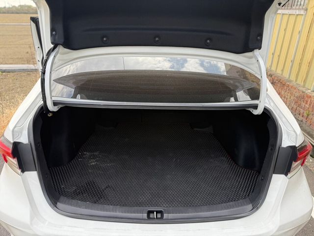 TOYOTA豐田 ALTIS  第4張相片
