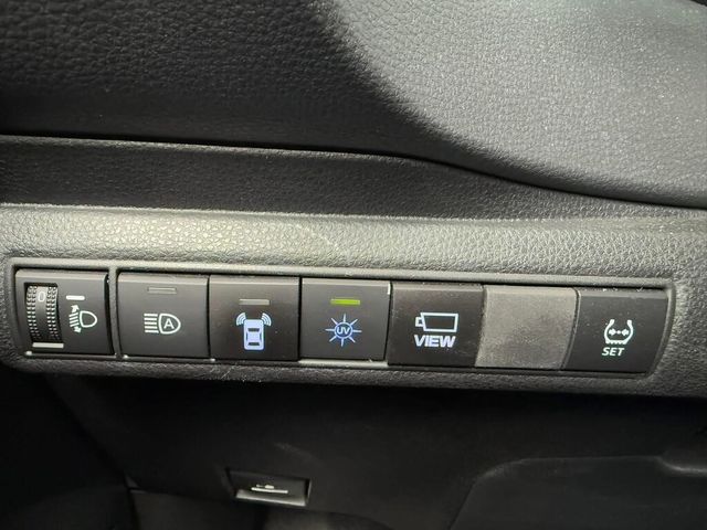 TOYOTA豐田 COROLLA ALTIS HYBRID  第6張相片