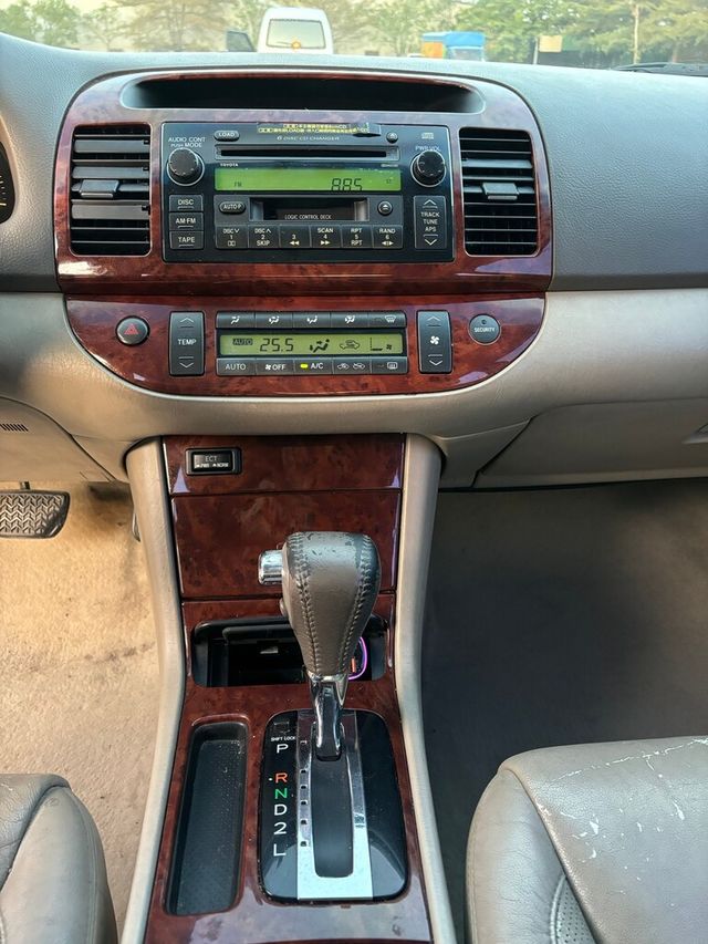 TOYOTA豐田 CAMRY  第7張相片