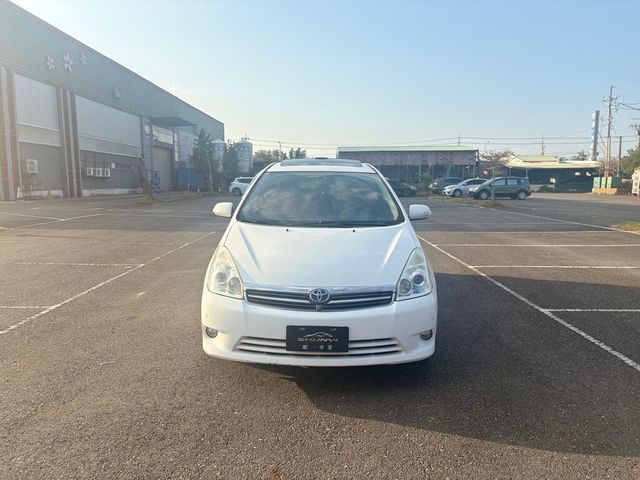 TOYOTA豐田 WISH  第3張相片