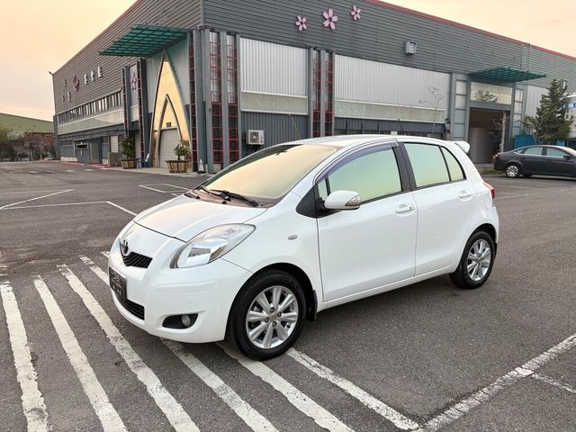 TOYOTA豐田 YARIS  第2張相片