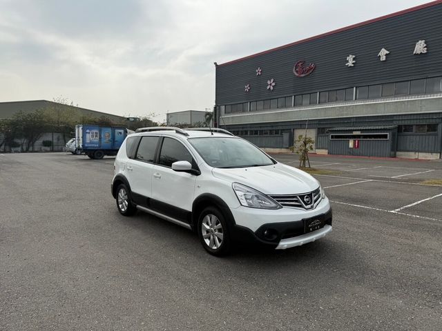 NISSAN日產 LIVINA  第3張相片