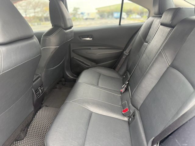 TOYOTA豐田 ALTIS  第3張相片