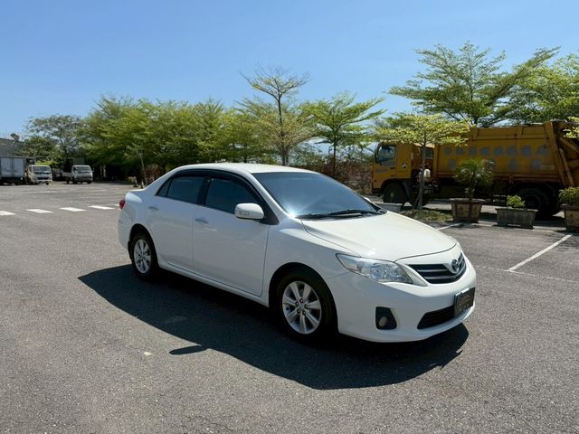 TOYOTA豐田 ALTIS  第2張相片