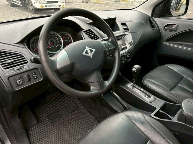 MITSUBISHI三菱 ZINGER  第7張相片