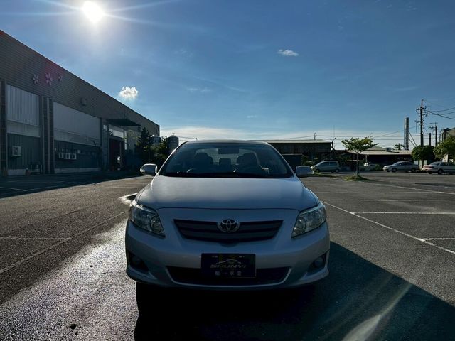 TOYOTA豐田 ALTIS  第3張相片