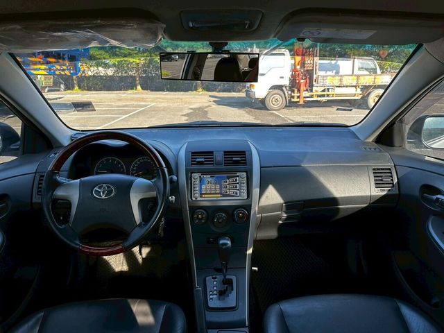 TOYOTA豐田 ALTIS  第6張相片
