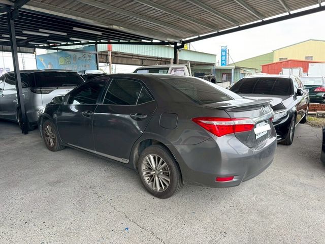 TOYOTA豐田 ALTIS  第2張相片