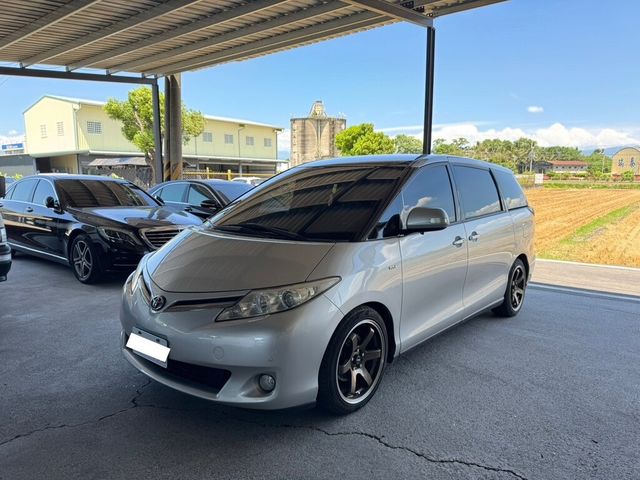 TOYOTA豐田 PREVIA  第1張相片