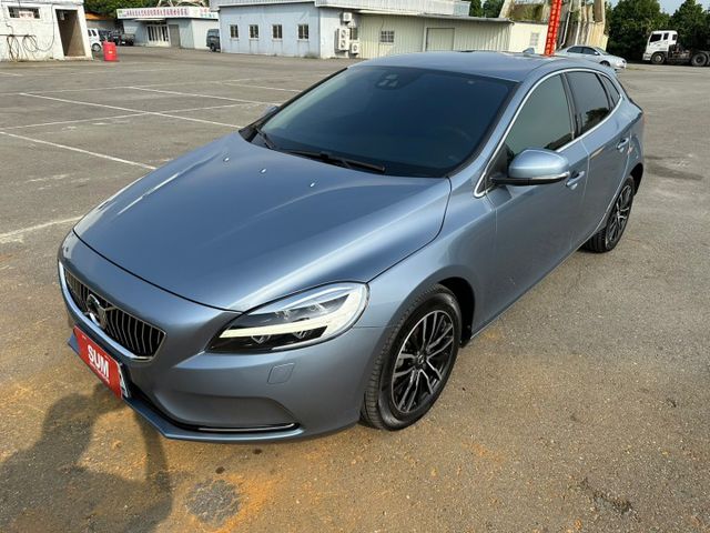 2018年VOLVO V40 2.0柴油 一級省油車  第2張相片