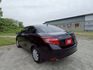 2017年 TOYOTA VIOS 1.5 黑  國民省油代步車來囉 低油耗讓你不怕風吹雨打  第9張縮圖