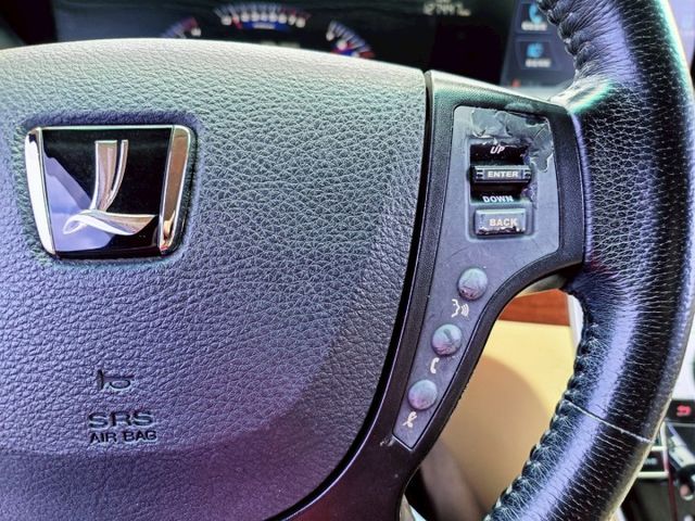 2013年Luxgen 7 MPV 旗艦型 白 渦輪增壓 電動側滑門 七人座  第16張相片