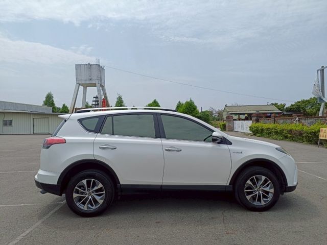 2017 Toyota RAV4 2.5 Hybrid尊爵 平均油耗 19.6km 超級省油~~  第5張相片