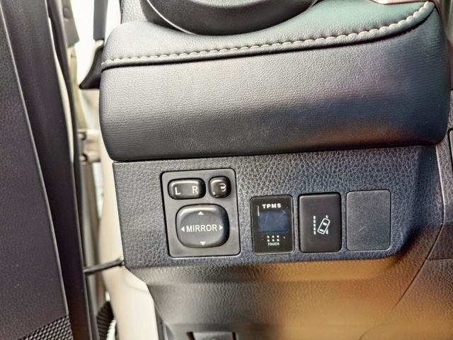 2017 Toyota RAV4 2.5 Hybrid尊爵 平均油耗 19.6km 超級省油~~  第18張相片
