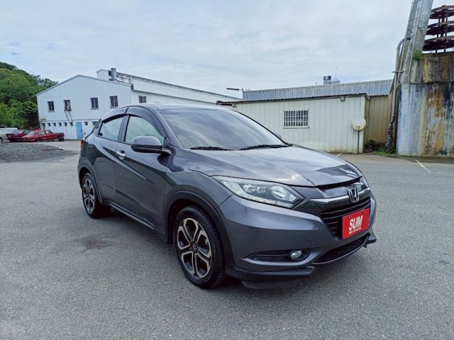 2017 Honda HR-V 1.8 S 深灰  IKEY 定速 恆溫 胎壓  第4張相片