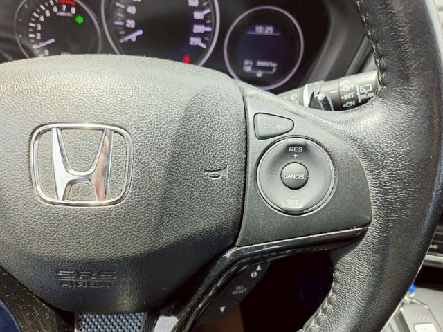 2017 Honda HR-V 1.8 S 深灰  IKEY 定速 恆溫 胎壓  第14張相片