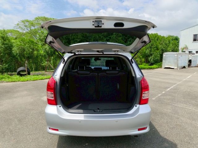 2006年 TOYOTA WISH J版 銀色2.4CC 魔術大空間七人座  第8張相片
