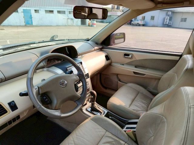 2005年 NISSAN  X-TRAIL 2.0 灰 跑少少的代步車 超心動  第17張相片