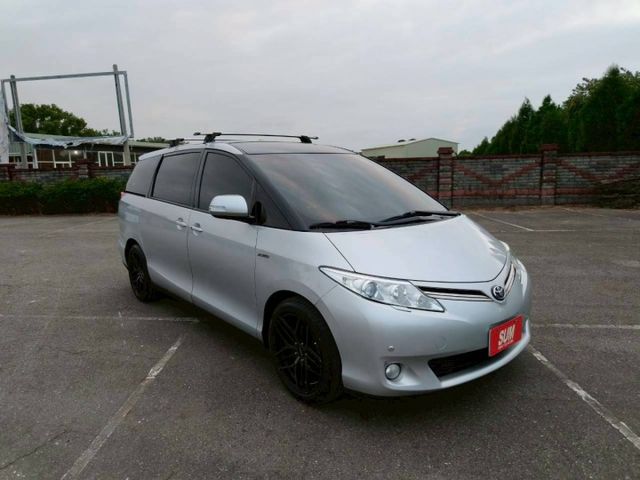 2014 Toyota Previa 3.5旗艦版 銀 商務車的王者  第4張相片