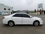 2017 Toyota Camry 2.0經典 白色 好開耐看  第5張縮圖