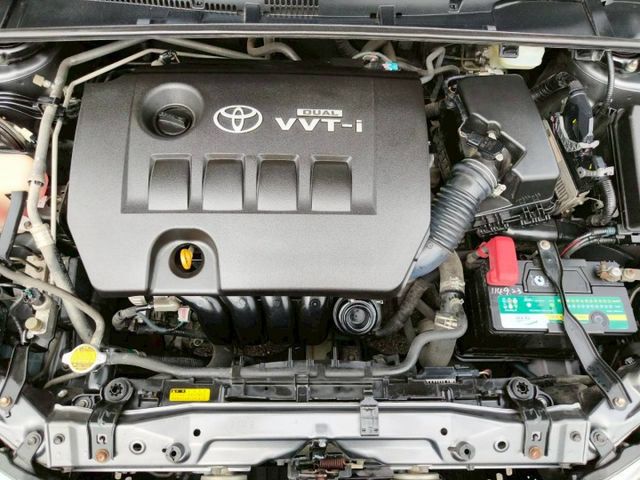 2015 Toyota Corolla Altis 1.8經典版  第11張相片