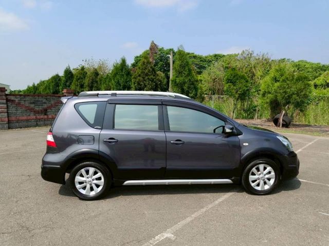 2017 Nissan Livina 1.6豪華版 灰  第5張相片