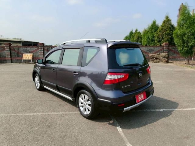 2017 Nissan Livina 1.6豪華版 灰  第8張相片
