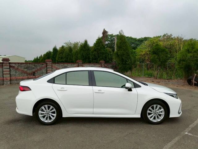 2024 Toyota Corolla Altis 1.8豪華＋白  第5張相片