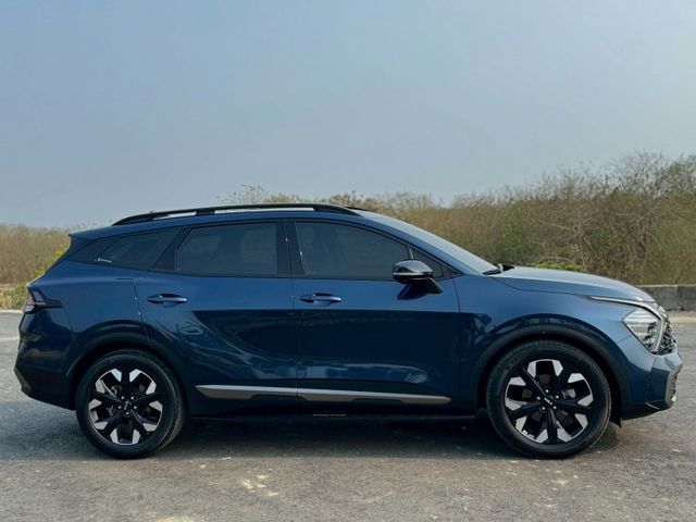 2023 Kia Sportage X-Line 4WD 深藍色到店~~  第5張相片