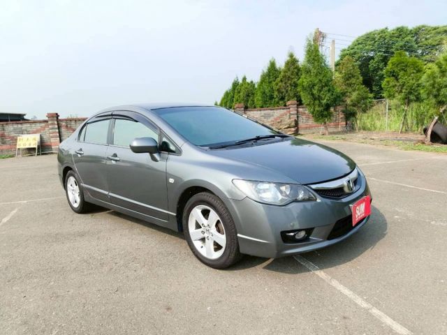 2010 Honda Civic 1.8 VTi 深灰  第4張相片