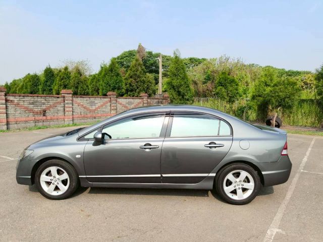 2010 Honda Civic 1.8 VTi 深灰  第9張相片