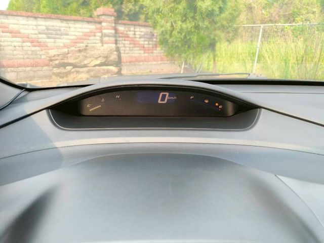 2010 Honda Civic 1.8 VTi 深灰  第17張相片