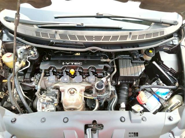 2010 Honda Civic 1.8 VTi 深灰  第19張相片